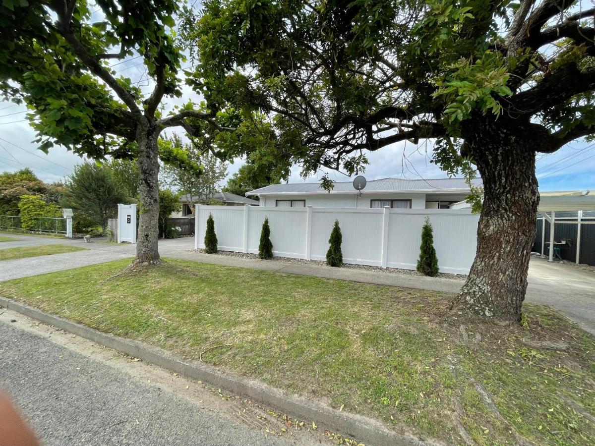 Modern Studio Apartment Motueka Exterior foto